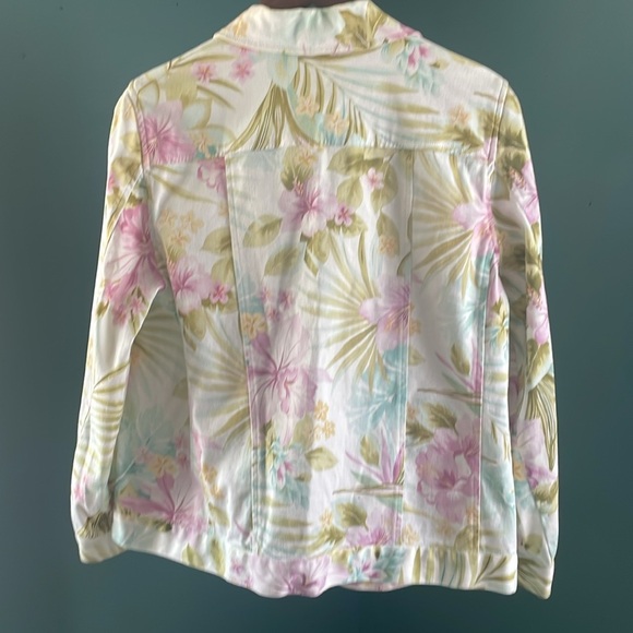 Alfred Dunner Pastel Floral jean jacket - Picture 2 of 3